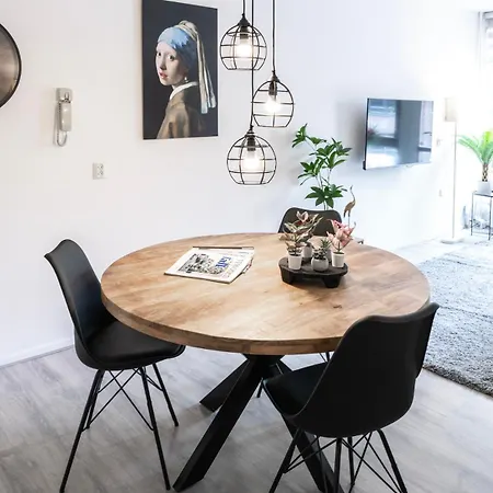 דירה 5p-home At Spot In Town Near Poppodium 013 *