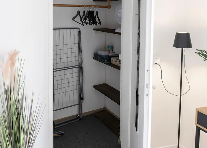 דירה 5p-home At Spot In Town Near Poppodium 013 *